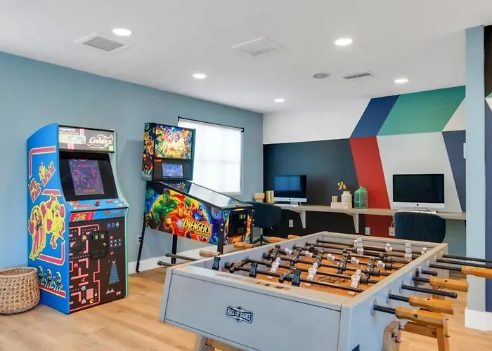 Luxury Getaway 1br Free Parking And Pool
